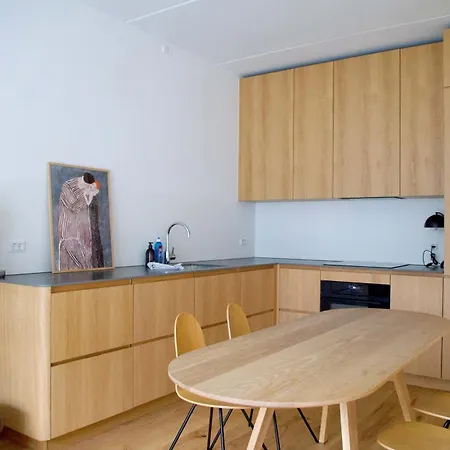 Luxury With Harbor Views 1 *